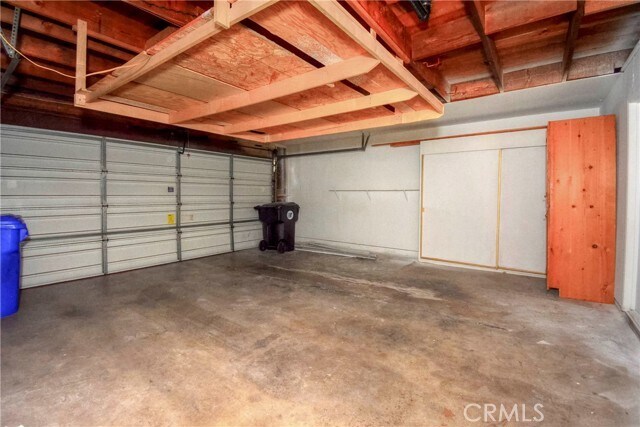 Building Photo - 1644 Carmel Cir E