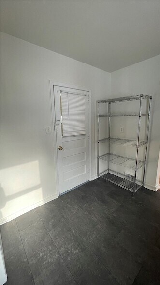 Building Photo - 319 N Balph Ave