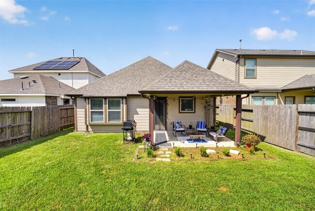 Building Photo - 12823 Silverbank Run Dr
