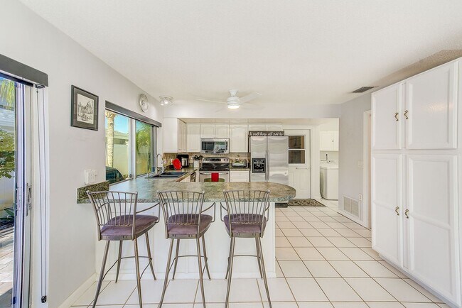 Building Photo - $500 Move-In Special – Limited Time!