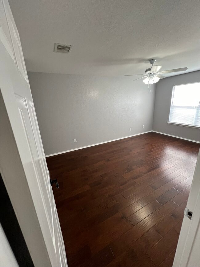 Building Photo - 3734 Candleglenn