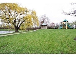 Building Photo - 304 Creekside Dr
