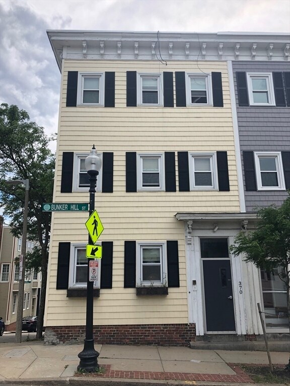 Building Photo - 370 Bunker Hill St