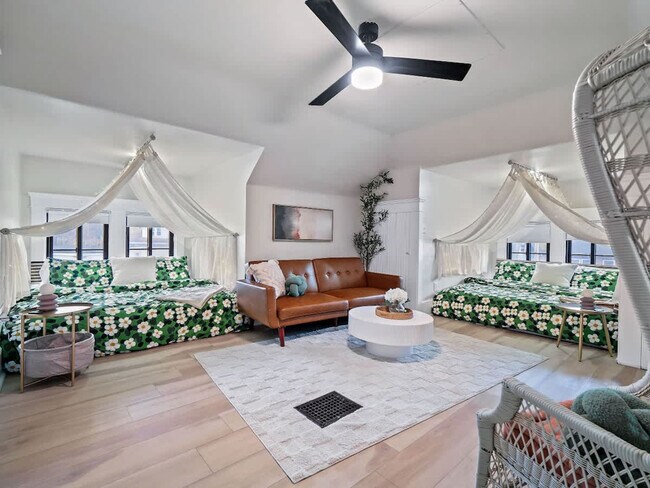 Building Photo - 25 N Rose Blvd