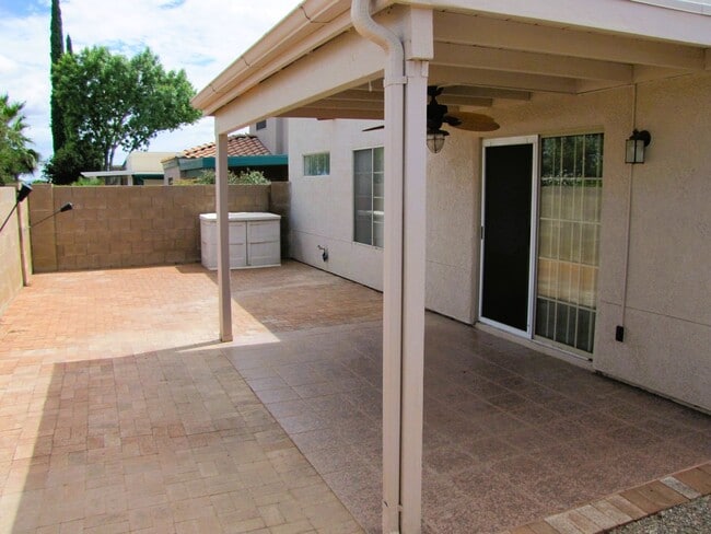 Building Photo - 2BR/2BA/2CG, 1437 sq.ft. rental w/ community pool in Sierra Springs subdivision in Sierra Vista, AZ