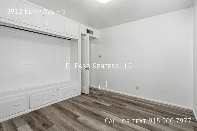 Building Photo - 3912 Kemp Ave