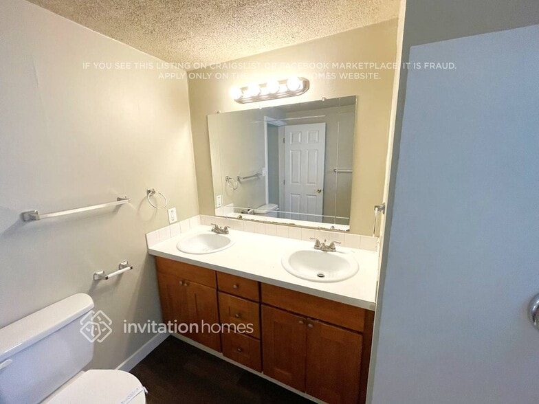 Building Photo - 629 57th St SW