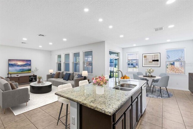 Building Photo - 14978 Fells Ln