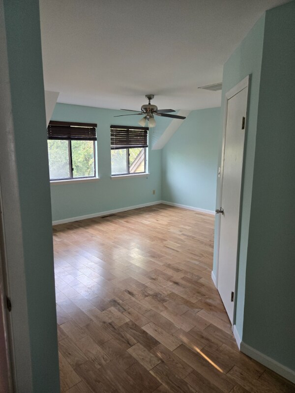 Building Photo - 2320 Kingbird Ln