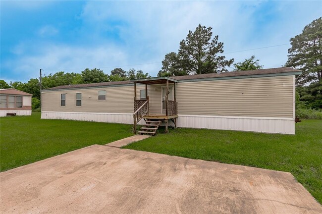 Primary Photo - 1345 FM 405 Rd