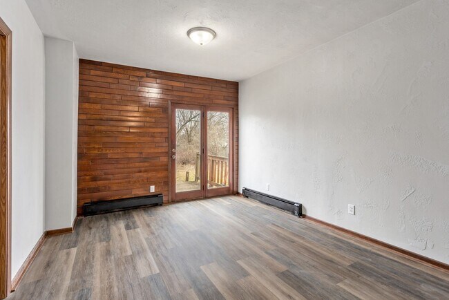 Building Photo - 1646 Ohio St