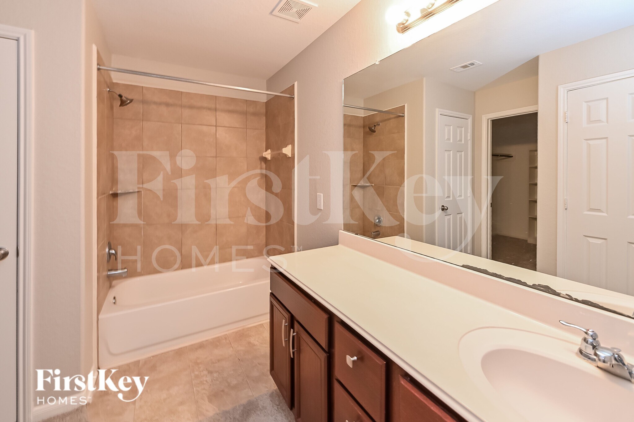 Building Photo - 4930 Hackamore Brook Ct