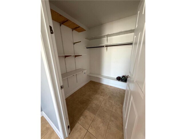 Building Photo - 11941 69th Ave N