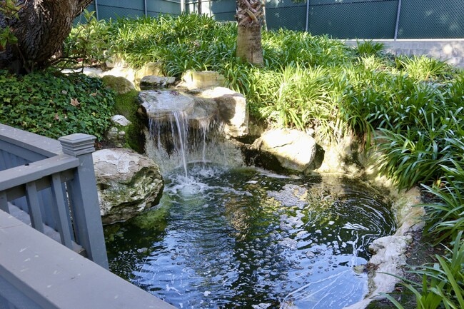 Building Photo - 3605 W Hidden Ln