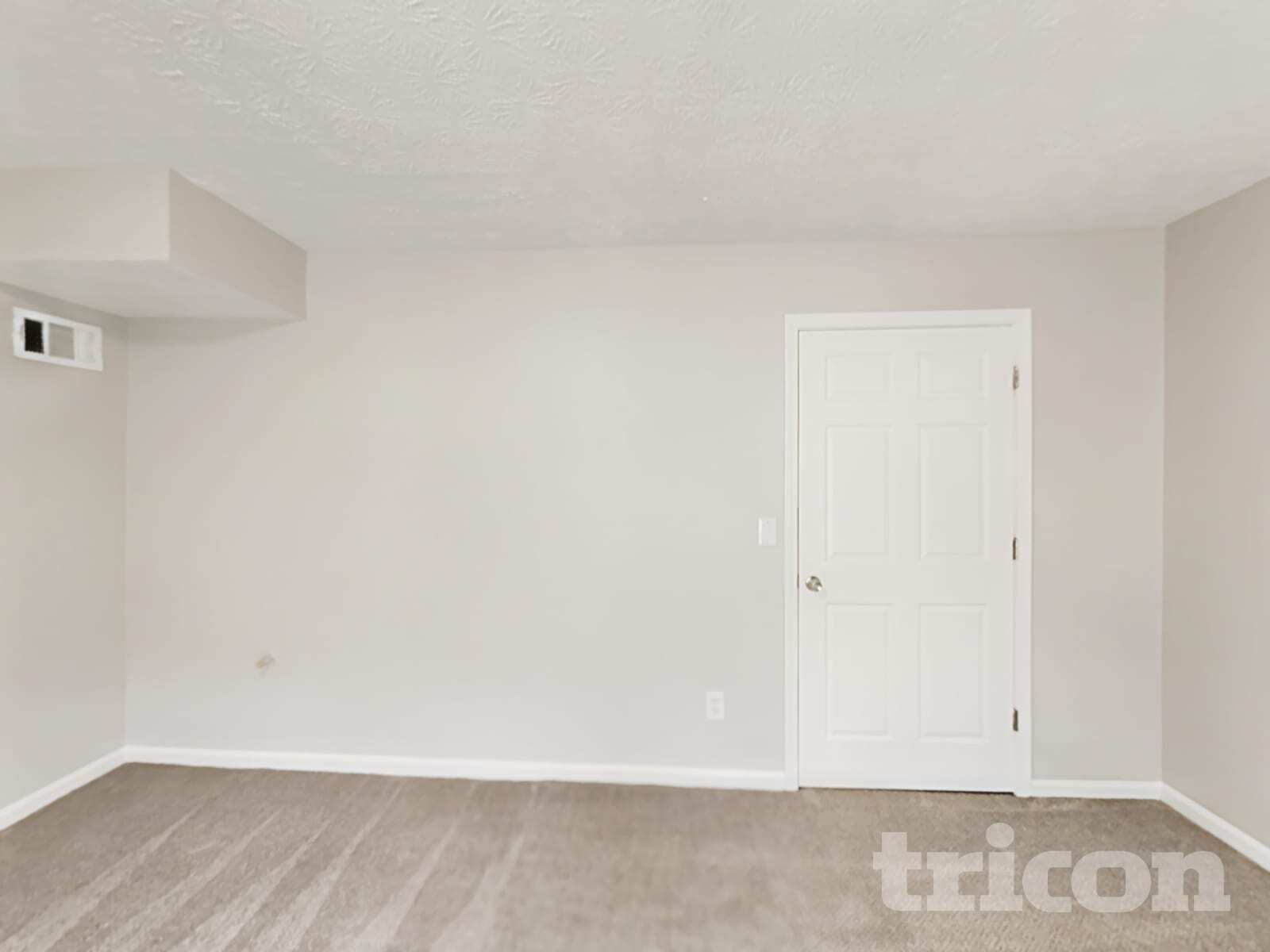 Building Photo - 11728 Spring Lake Way