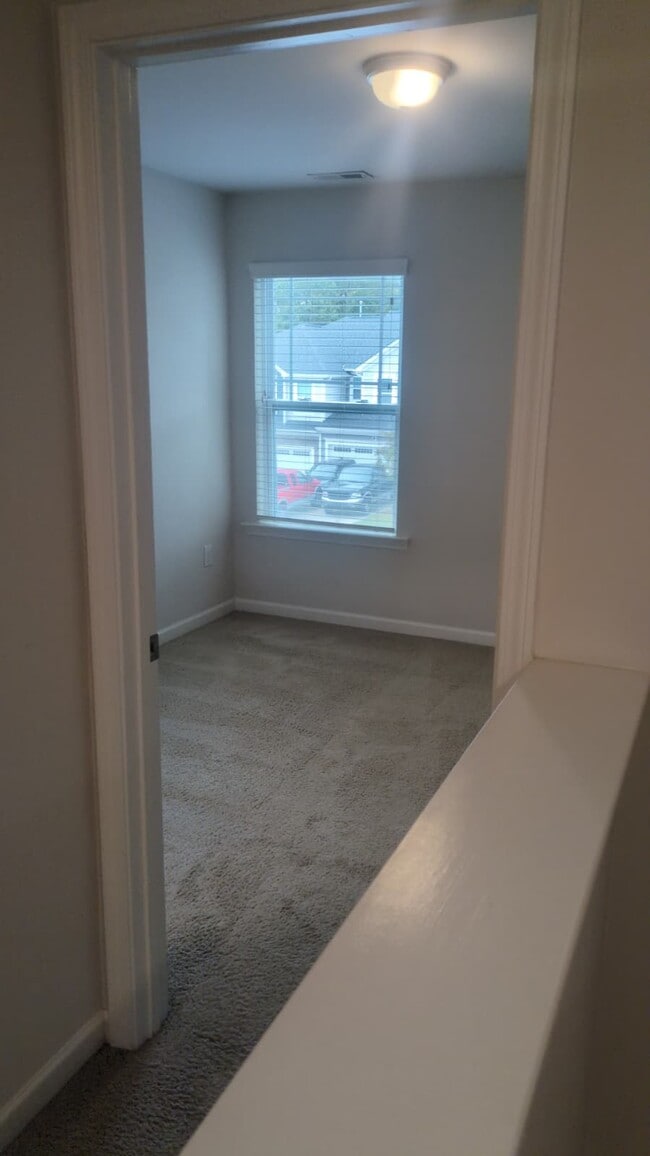 Building Photo - 784 Amarra Dr