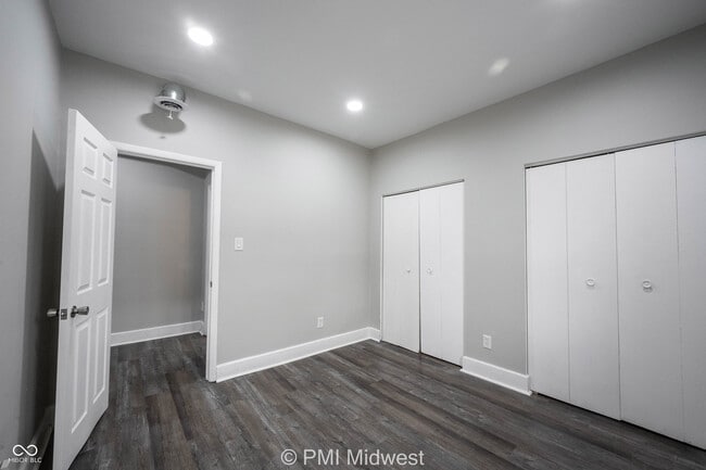 Building Photo - 2060 N Delaware St