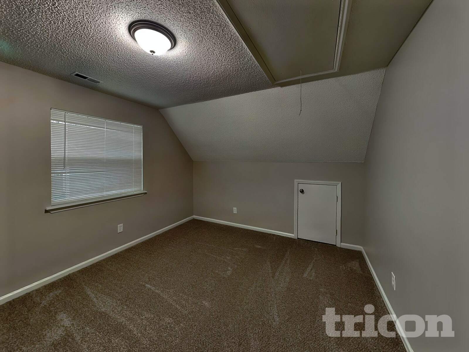 Building Photo - 6000 Whitewater Dr