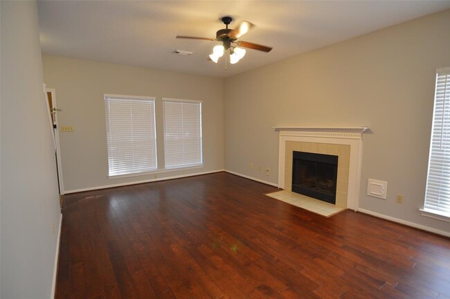 Building Photo - 11322 Rocky Mill Dr