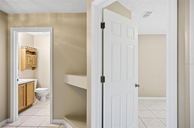 Building Photo - 106 La Mancha Dr