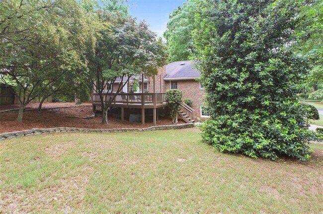 Building Photo - 1445 Land O Lakes Dr