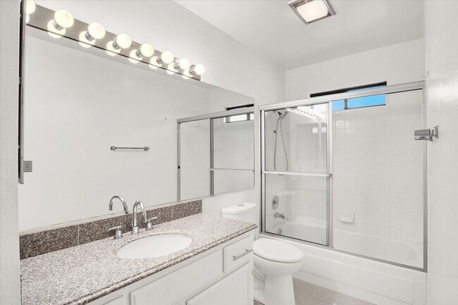 Building Photo - 3980 Delos Dr