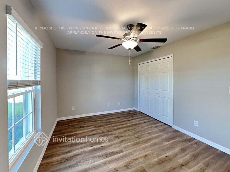 Building Photo - 25369 Doredo Dr