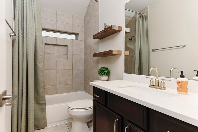 Building Photo - 249 Trapper Creek Dr