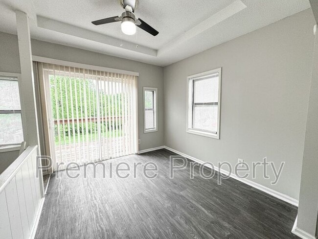 Building Photo - 4311 N Spruce Ave
