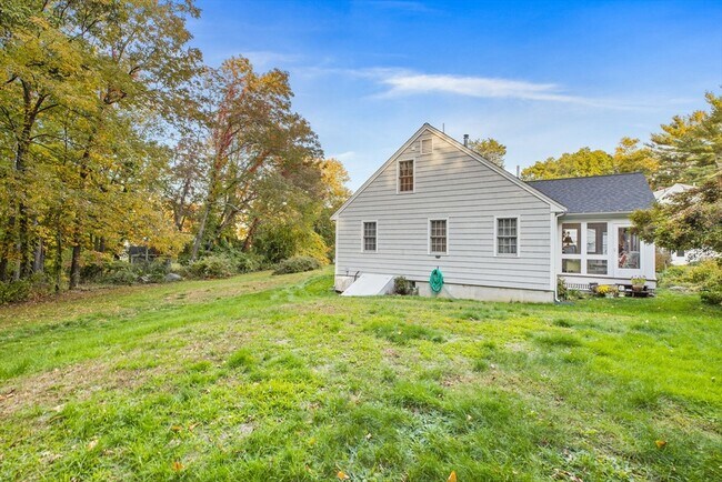 Building Photo - 66 Mann Lot Rd