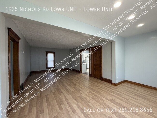 Building Photo - 1925 Nichols Rd