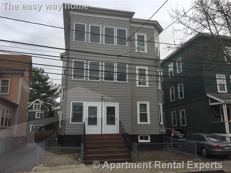 Building Photo - 42-44 Gorham St Unit #2