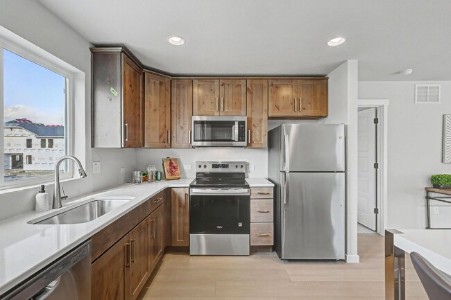 Building Photo - 3560 Greenways Main Blvd