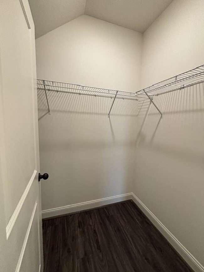 Building Photo - 4307 Lennox Ct