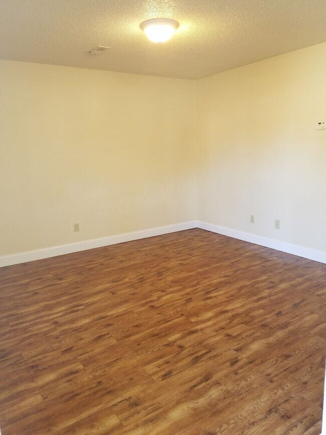 Building Photo - Dexter Grant Townhouses