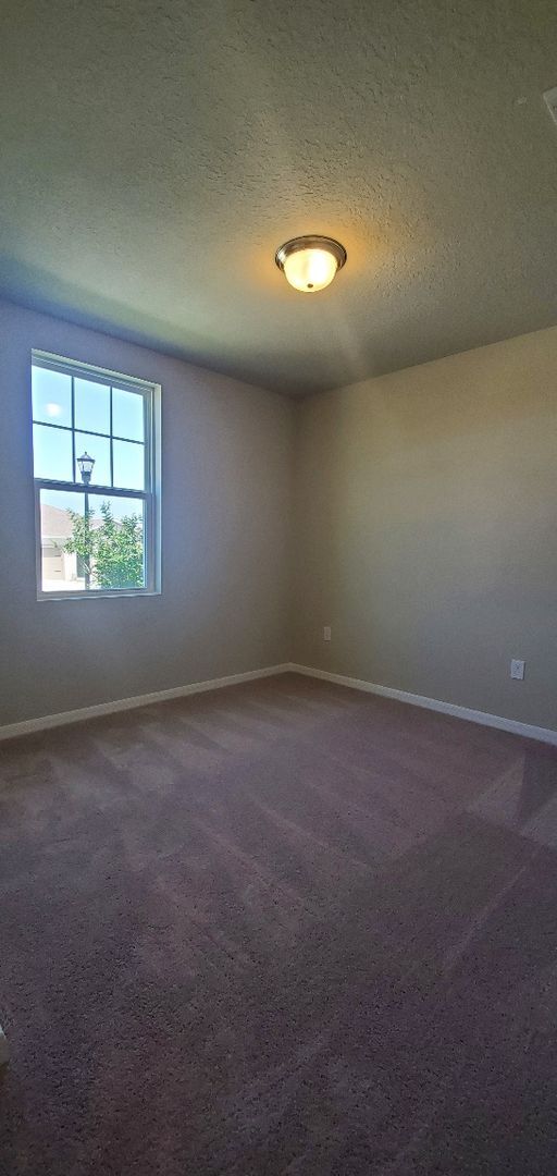 Building Photo - 4-Bedroom, 2.-Bathroom in Winter Haven ***MOVE-IN SPECIAL/50% OFF 2ND MONTH***