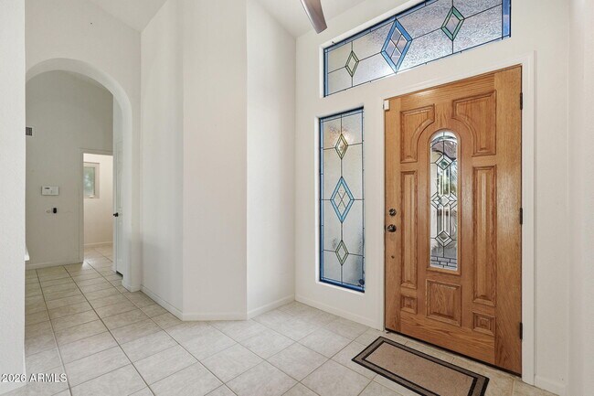 Building Photo - 1365 N Diane Cir