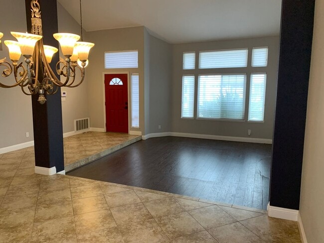 Building Photo - Beautiful 4 Bedroom, 3 Bath Antioch Home W/ SOLAR in Antioch