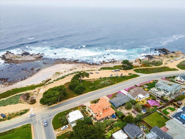 Building Photo - 1267 Ocean View Blvd
