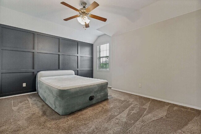 Building Photo - Modern Suburban Retreat in the Heart of McKinney