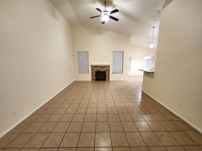 Building Photo - 1219 Gunsight Peak Dr