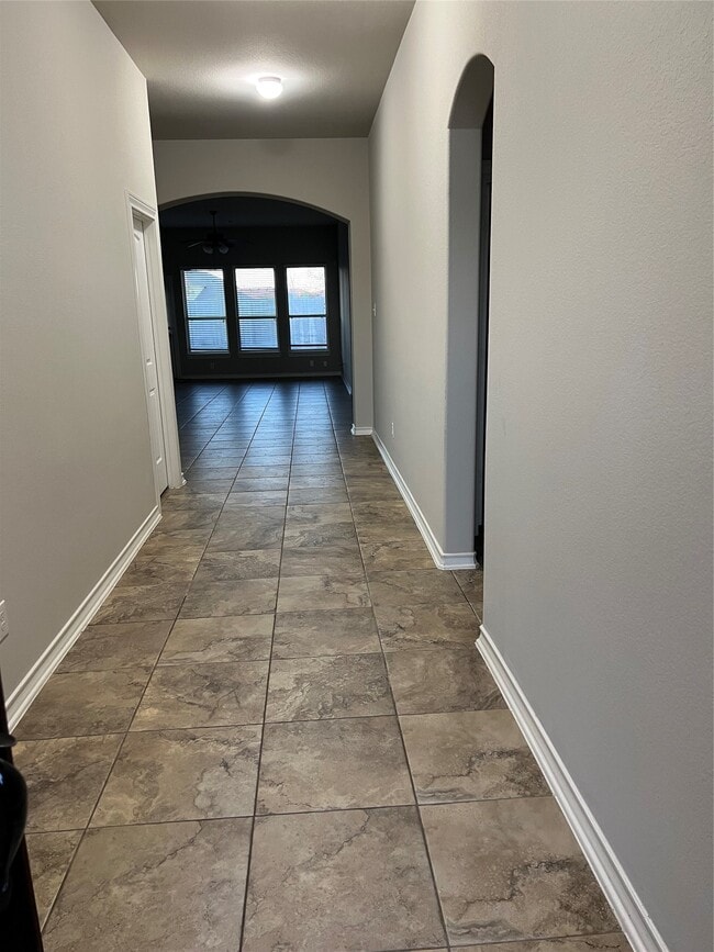 Building Photo - 3518 Christopher Dr