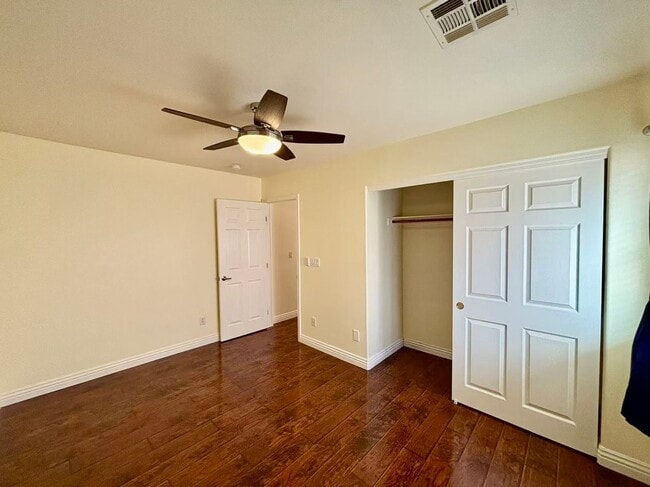 Building Photo - Two-story single-family home