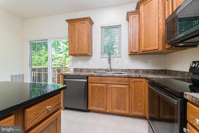 Building Photo - 7706 Timbercross Ln