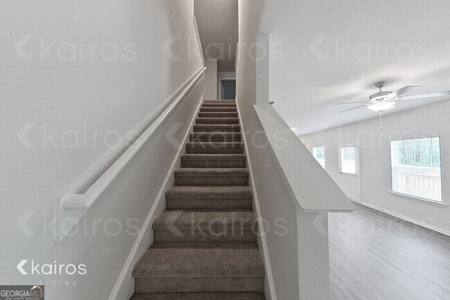 Building Photo - 3428 Bridgewood Dr