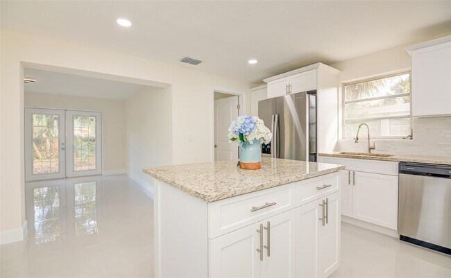 Building Photo - 3105 18th St