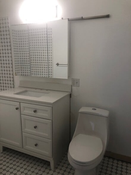 BATHROOM - 410 N Orange Grove Ave