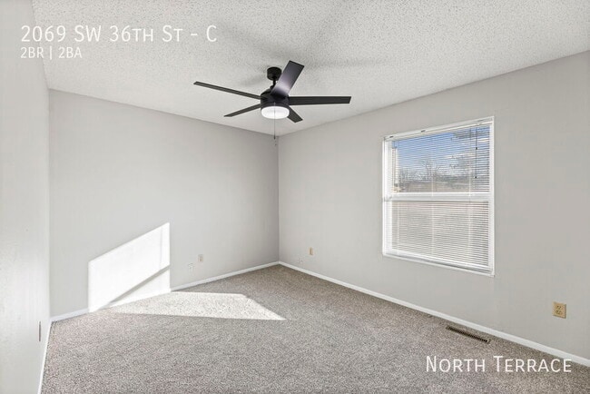 Building Photo - 2069 SW 36th St