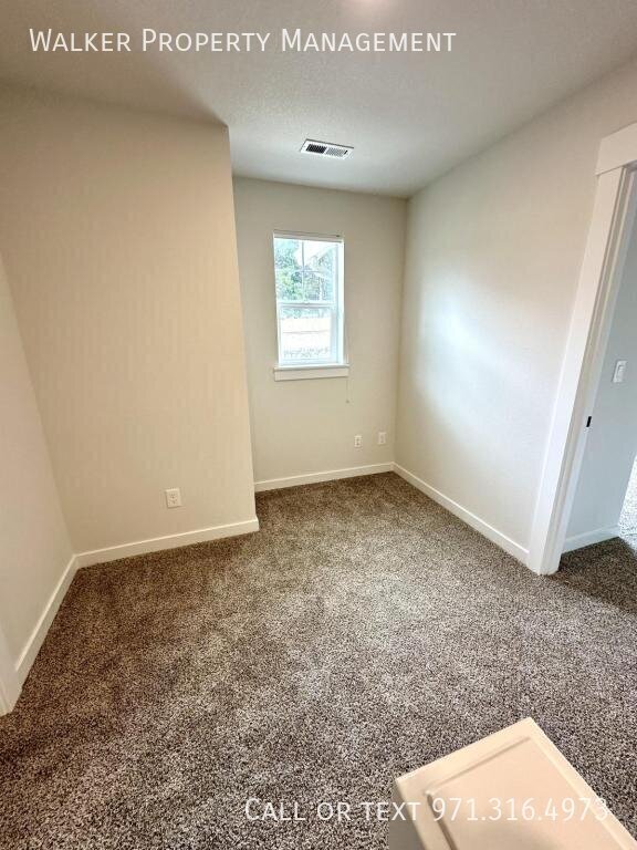 Building Photo - 1019 E Rork Ct