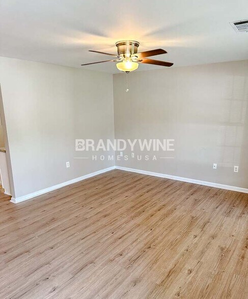 Building Photo - 6417 Harvester Cir